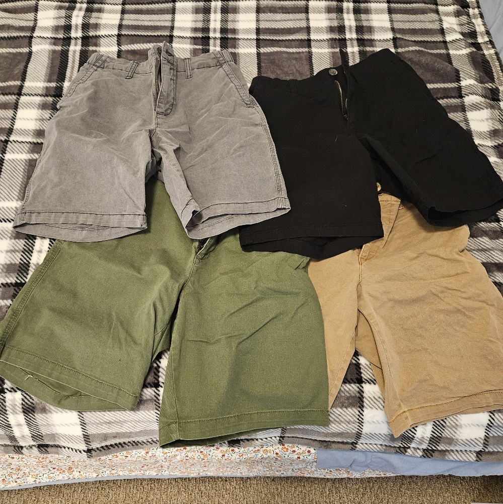 Old Navy Chino Shorts Bundle (4 Pairs)
